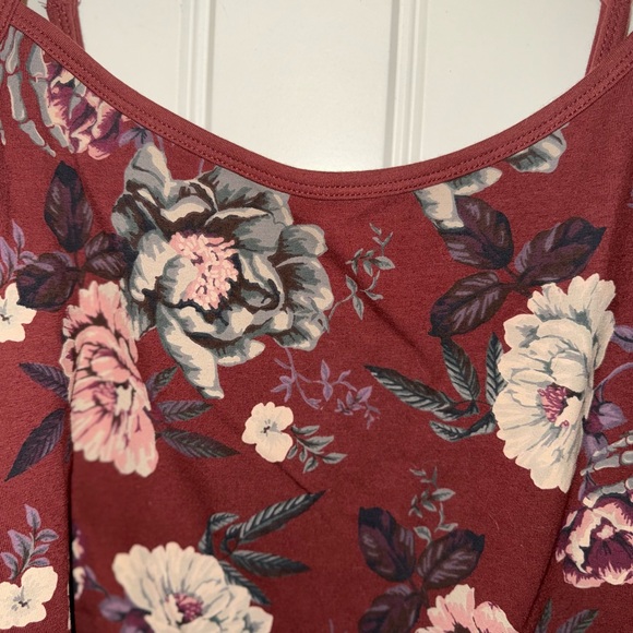 NWT Torrid Burgundy Floral Camisole sz 2 (18/20) - Picture 3 of 5